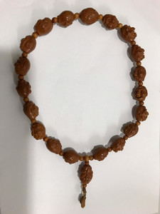 橄榄核雕,钟火元徒弟李根1.4单面18须派罗汉,没怎么把玩