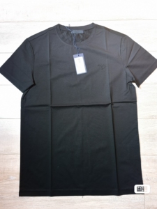 偏小一码,下单看好尺码表!普拉达男士休闲圆领短袖t桖衫