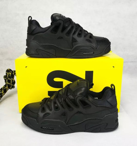 awge安德玛联名面包鞋asap rocky同款us12码