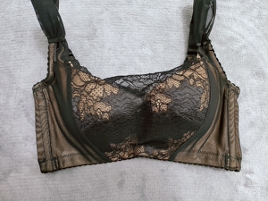 万物皆可发亏钱清,全新法国峰尚美70a有钢圈抹胸内衣有软骨