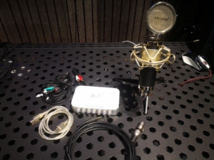 出魅声声卡套装 魅声t800 魅声t8-5,成色很新,买上没
