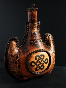 蒙古工艺品酒壶 出差蒙古国乌兰巴托购得,非旅游区的地摊货 蒙