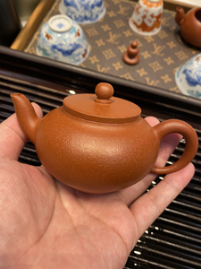 同款货源善轩坊淘宝谢思博灵猴献寿壶160ml朱泥壶紫砂壶潮州手拉