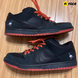 nikesb黑鸽子