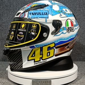 agv pista gp r 雪景小镇 雪屋 agv头盔 p