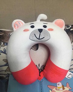 美的熊小美u型枕全新的记忆棉u型枕头包装盒都在,面料超级柔软