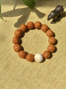 【黄金甲野生秋子小核桃手串承诺一物一图拍摄】