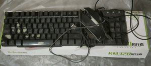 蟒蛇KM320风行者键盘和扬彩 k3621悬浮式彩虹背光游戏