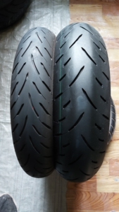 邓禄普半热熔摩托车轮胎110/70r17,150/60-17