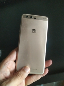 原装华为手机,华为p10手机,4 64g,自带nfc功能.成