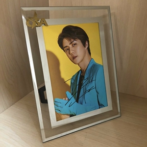 吴世勋亲笔签名照周边海报明信片保真