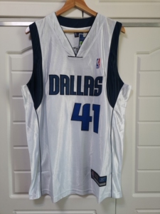 达拉斯小牛复古球衣