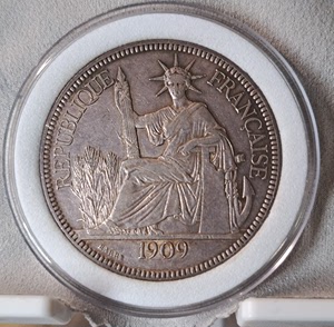 坐洋1元银币 1909年法属印支1元银币,普重坐洋A版，直径