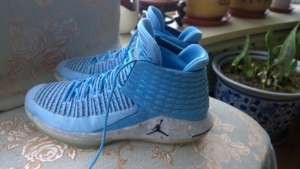 乔32北卡蓝配色45码aj32美版白蓝水晶底unc