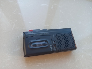 三洋微型磁带采访机.