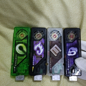 全新国产假面骑士w王牌疾风永恒颅骨记忆体(可以伪联动) 盒蛋