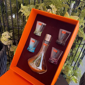 爱马仕hermes家用六件套装托盘水晶壶玻璃杯葡萄红酒醒酒器