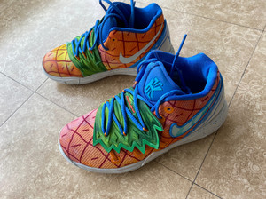 耐克 欧文 海绵宝宝系列 菠萝屋 儿童篮球鞋 32码 20c