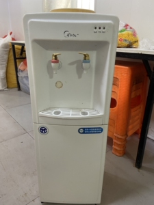 美的饮水机好