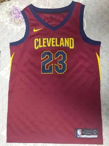 nba 耐克 骑士队詹姆斯sw正品球衣,全新无吊s码.