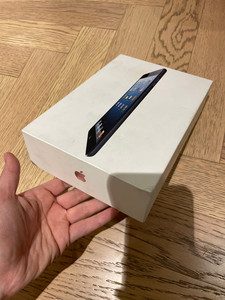 【只有包装盒】苹果ipad mini原装包装盒75新,表面有