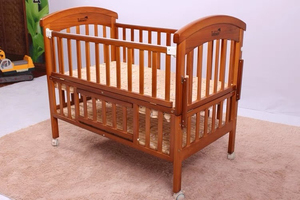 童乐湾婴儿床