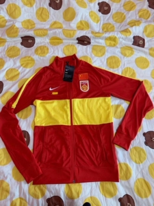 00tb25085694淘宝2020国足新款出场服外套i96外套加绒夹克球员版