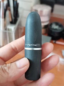 mac尤雾弹口红316,使用10～15成,余量9成