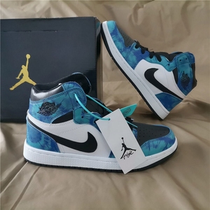 鞋控必入 全新 aj 1 扎染蓝湖水蓝宝石蓝黑曜石,高帮篮