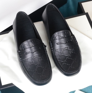 gucci男鞋豆豆鞋