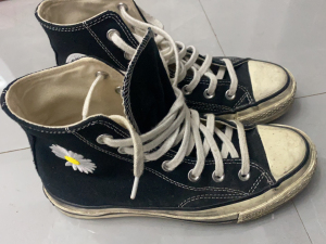 匡威小雏菊高帮帆布休闲鞋女生37码 做旧款小脏鞋 不退换哦