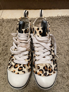 00t_1509446554609_0243淘宝adidas阿迪达斯女豹纹高帮帆布鞋0人