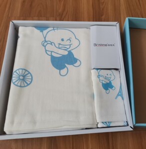 闲置合生元q丁丁宝宝纱布浴巾礼盒,全新
