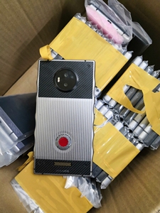 red hydrogen one全息智能手机裸眼3d手机红眼