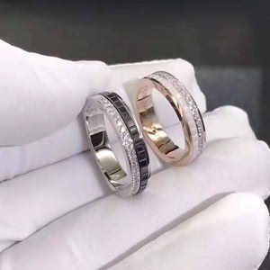 宝诗龙黑陶瓷对戒18k玫瑰金白金黄金宽窄版男女情侣戒指项链耳