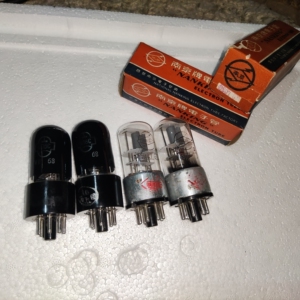 苏联6n6c和南京6sq7电子管各一对,单端小胆机整套原配管