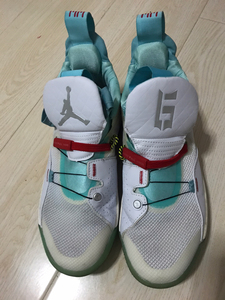 airjordan33乔aj33郭艾伦气垫实战篮球鞋