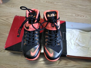 000人付款淘宝耐克nike詹姆斯士兵8战士8solider8黑红43码,6小浩哥