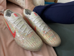 刺客12 限量id彩虹配色,41 jp260,全新fg裸鞋