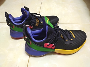 anta安踏空域2代ufo实战篮球鞋黄绿黑.