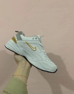 夏天新色!nike m2k 香蕉黄