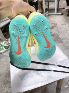 耐克跳高钉鞋 几乎全新