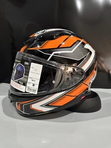 全新国产shoei z8全盔摩托车头盔z8橘川崎亮白红蚂蚁千