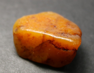 田黄原石 橘皮黄田黄 正宗寿山中坂田黄石籽料标本 a06