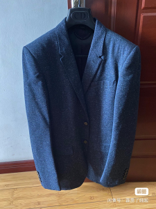 burberry泊松西装48号,全新,袖子改短两厘米,未使用