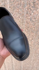 亿欧男士商务皮鞋经典款特价