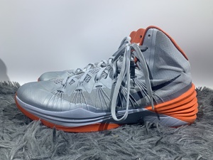 耐克 hd2013 冰橙 篮球鞋:46码,稀有大码,鞋面小瑕