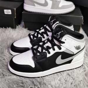 正品39码耐克aj1小熊猫穿过两次便宜出 无原盒 包正