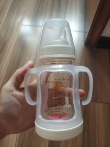 玻璃奶瓶爱得利