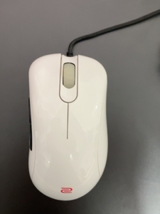 卓威zowie ec2a鼠标白色镜面版,这款是限量款,绝对经